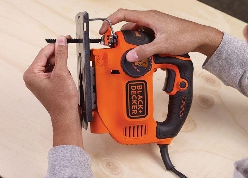 BLACK + DECKER BDEJS600C Jigsaw Review