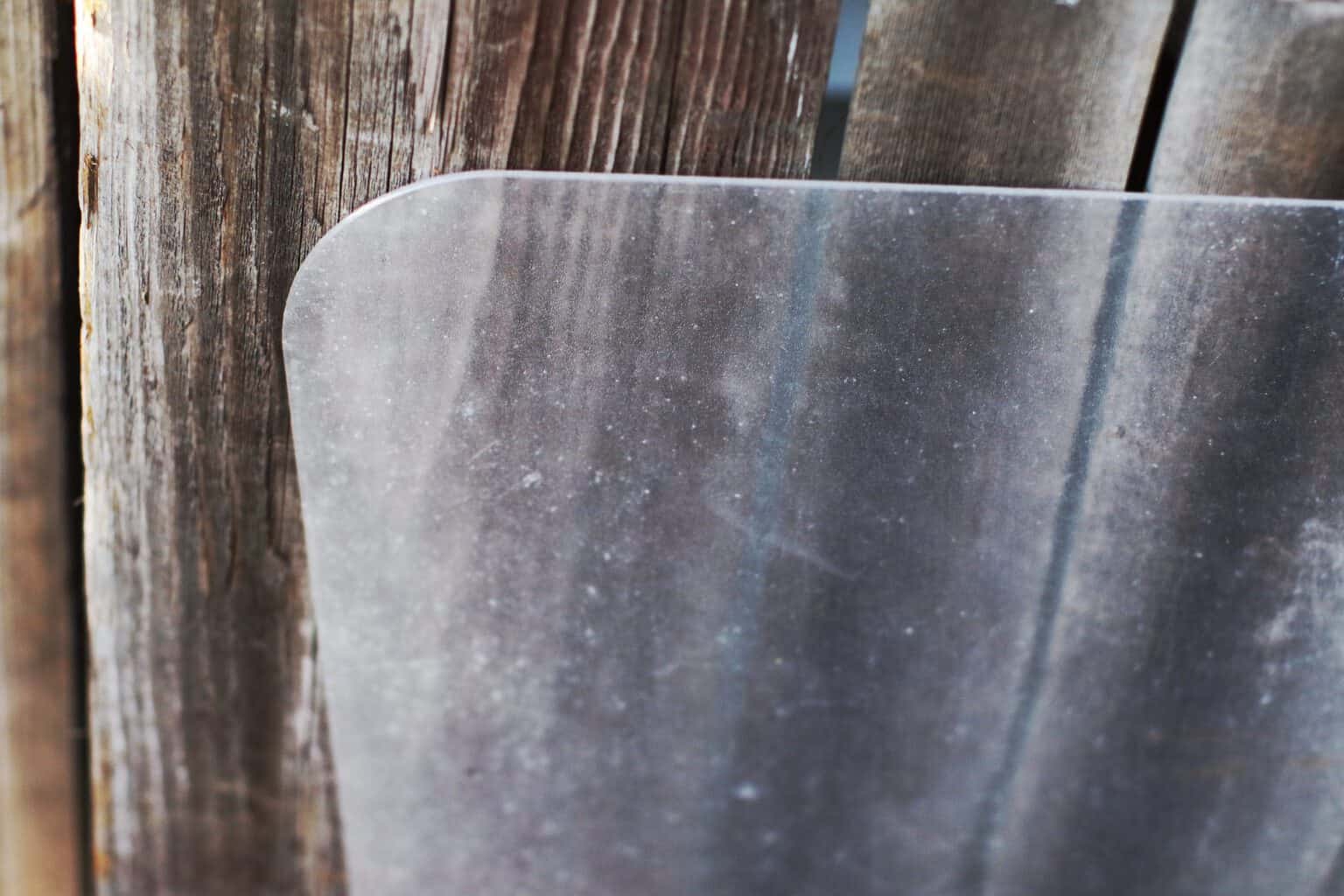 How to Cut Plexiglass with a Jigsaw [No Breakage] SawsHub