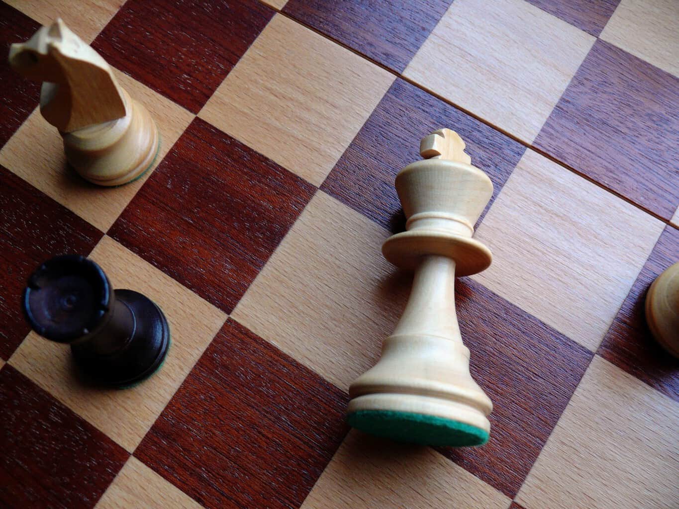 how to make a chess board