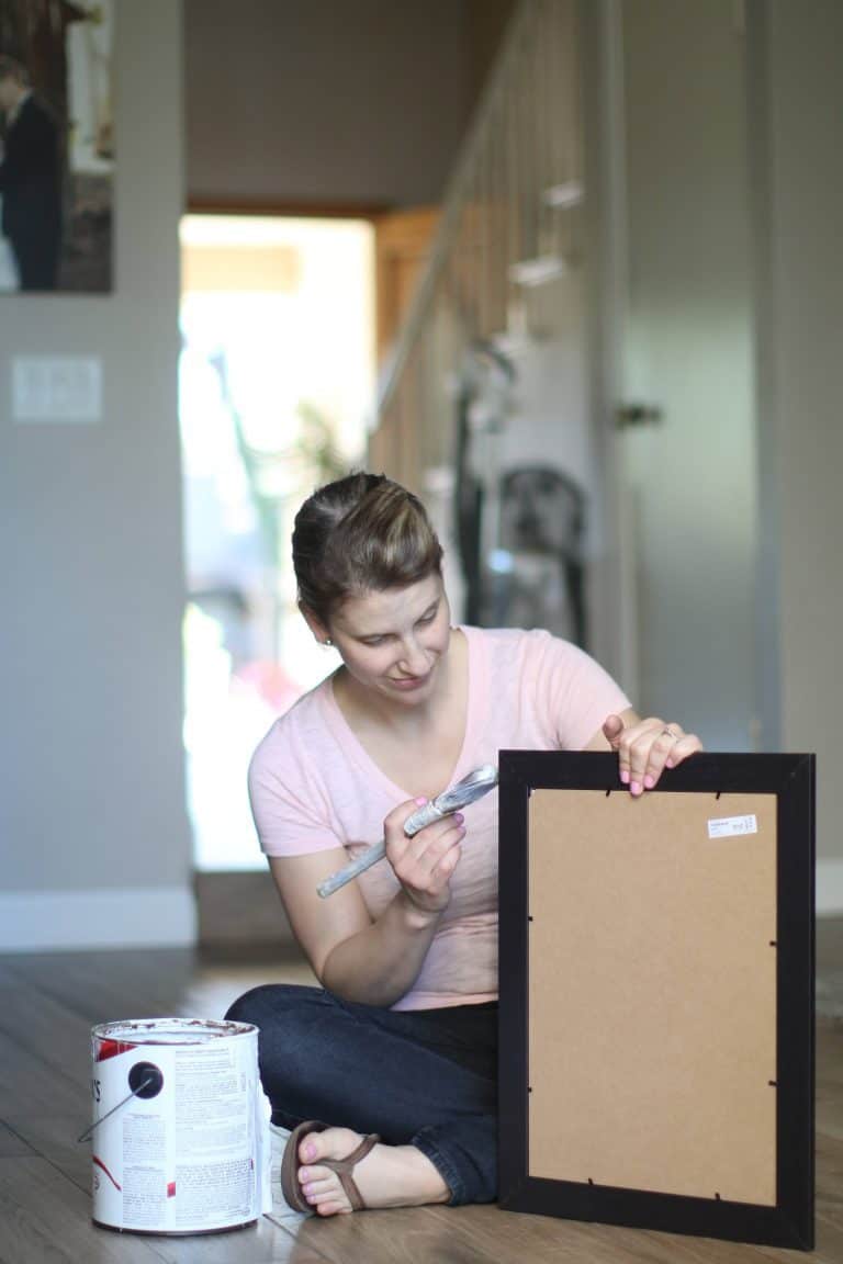 How to Quickly Paint Picture Frames for Your Home SawsHub