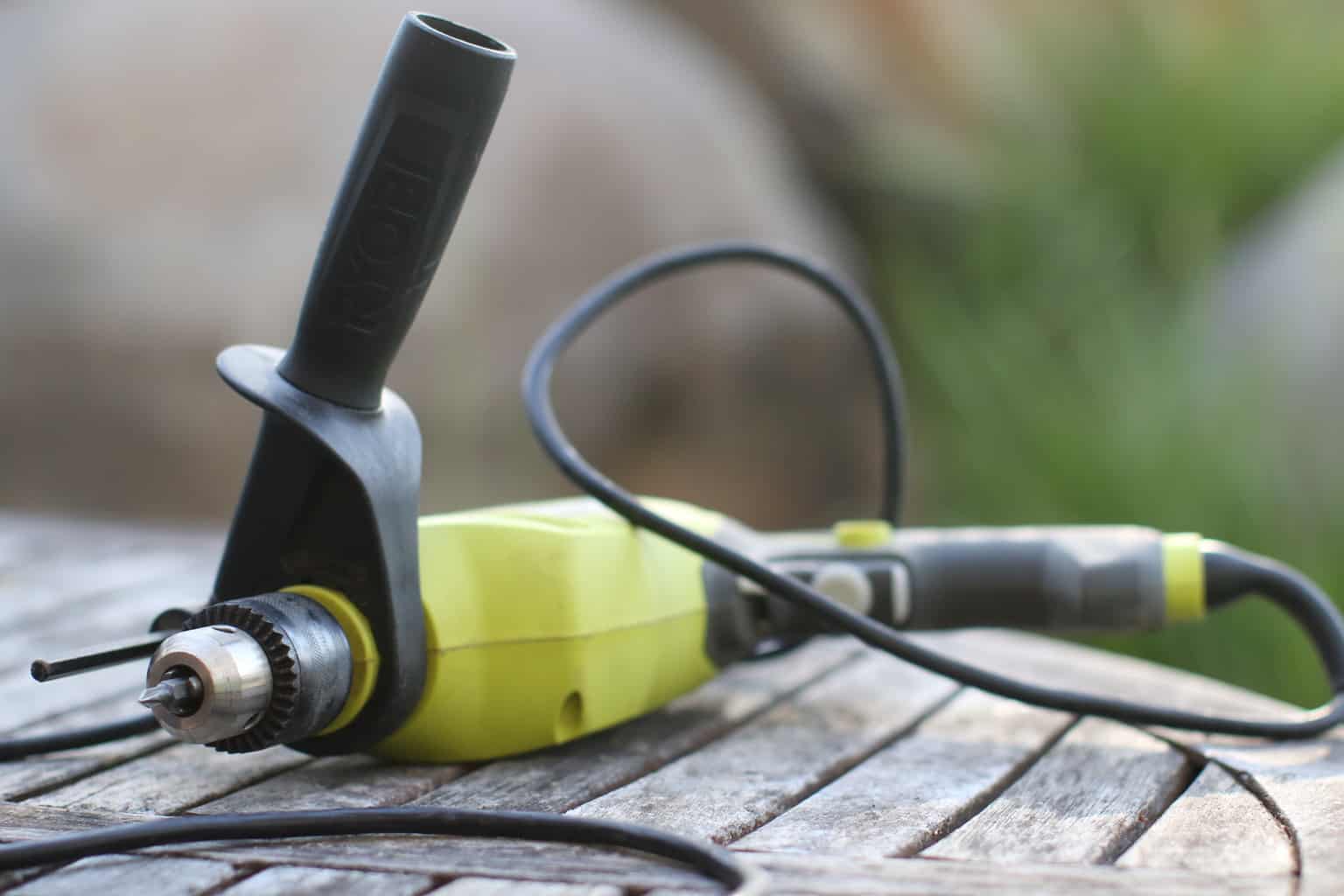 Should You Wear Gloves When Using a Bandsaw? SawsHub