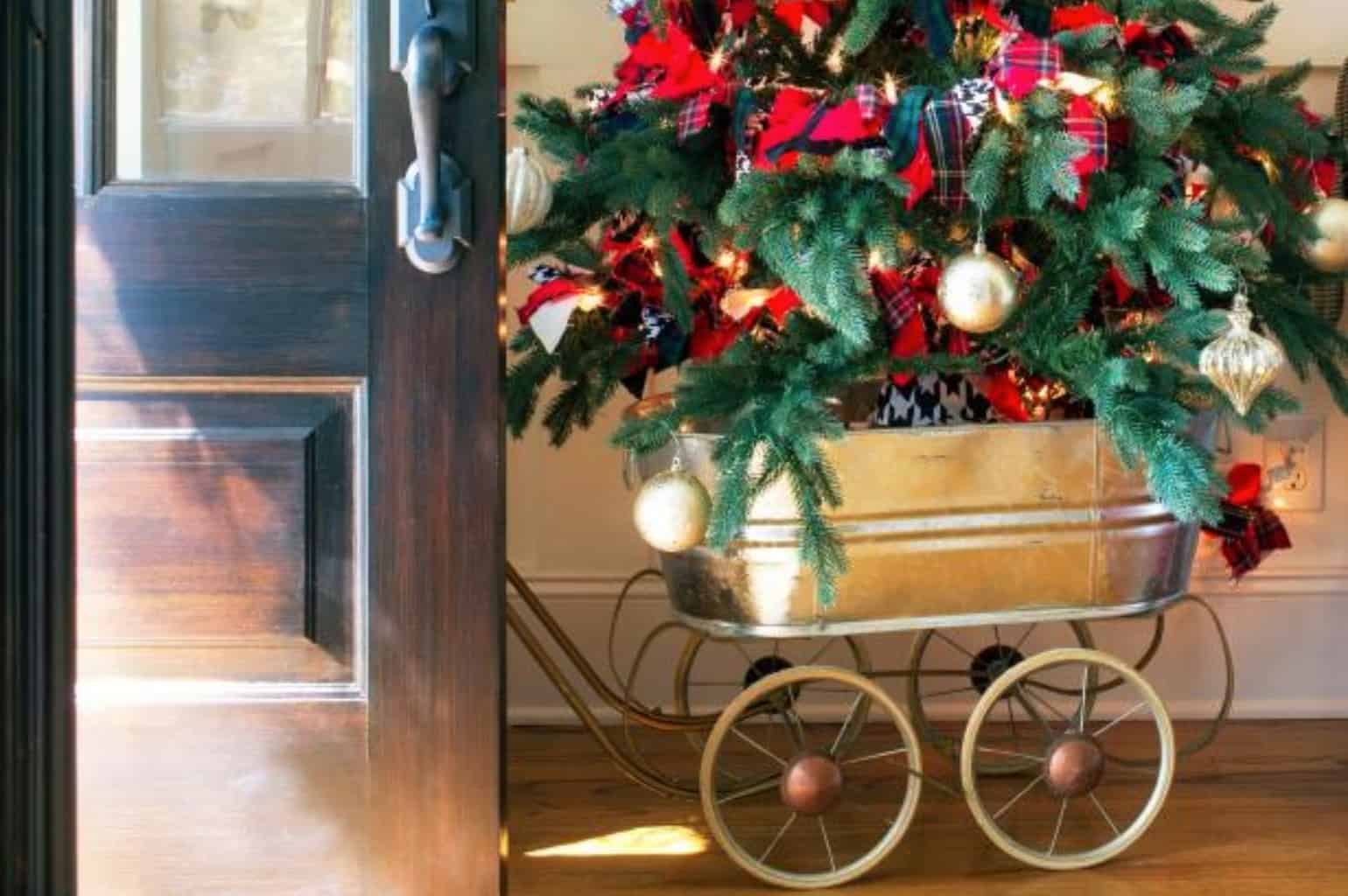 17 DIY Christmas Tree Stand Ideas for the Holiday Season SawsHub