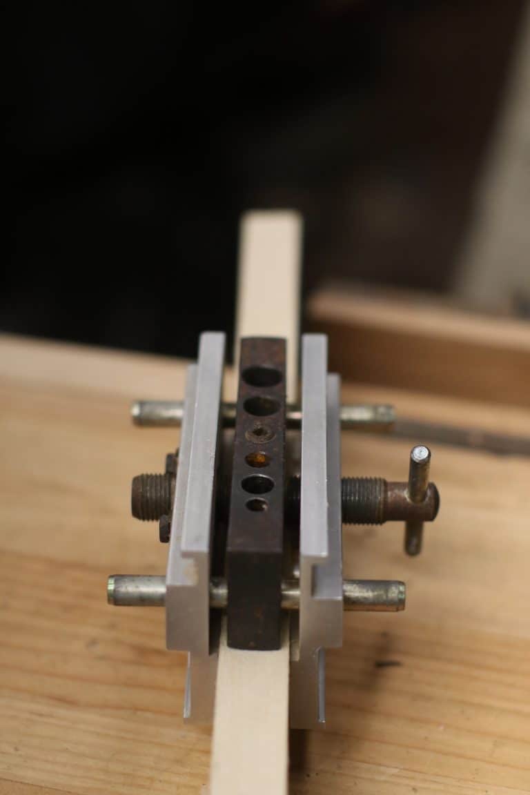 Best Dowel Jig [2024 Review] SawsHub