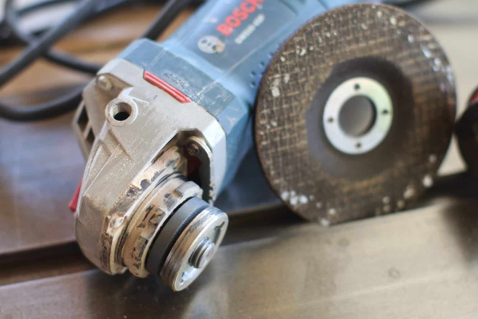 How to Use an Angle Grinder to Sand Wood | SawsHub