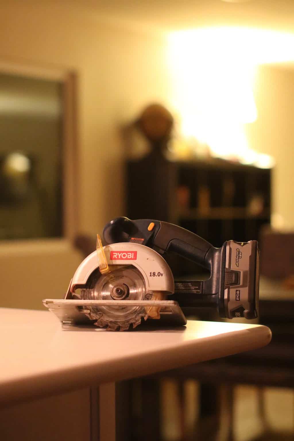 4 Easy Ways for How to Cut Cement Backer Board | SawsHub