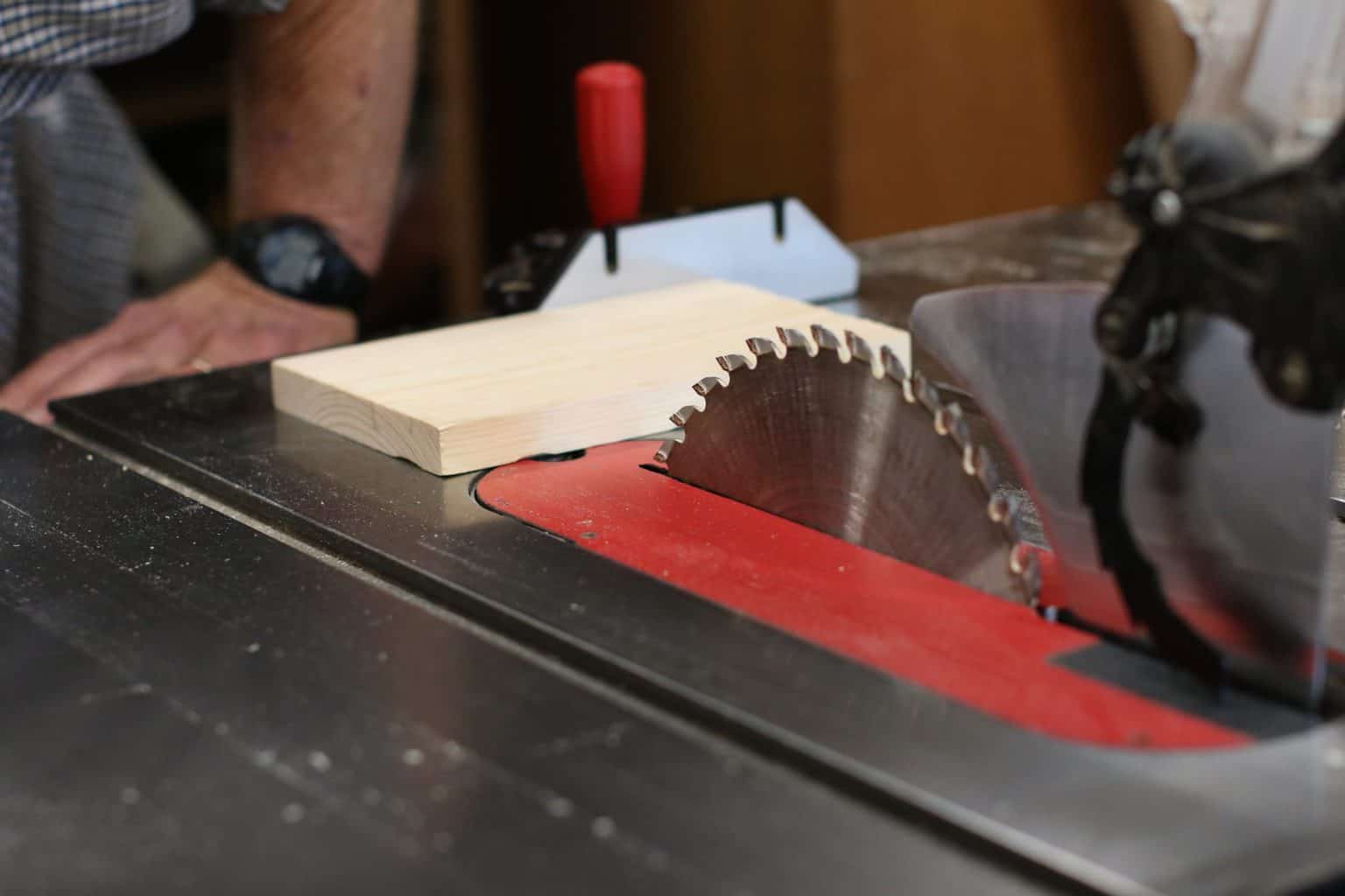 Why Is My Table Saw Binding as I Cut? SawsHub