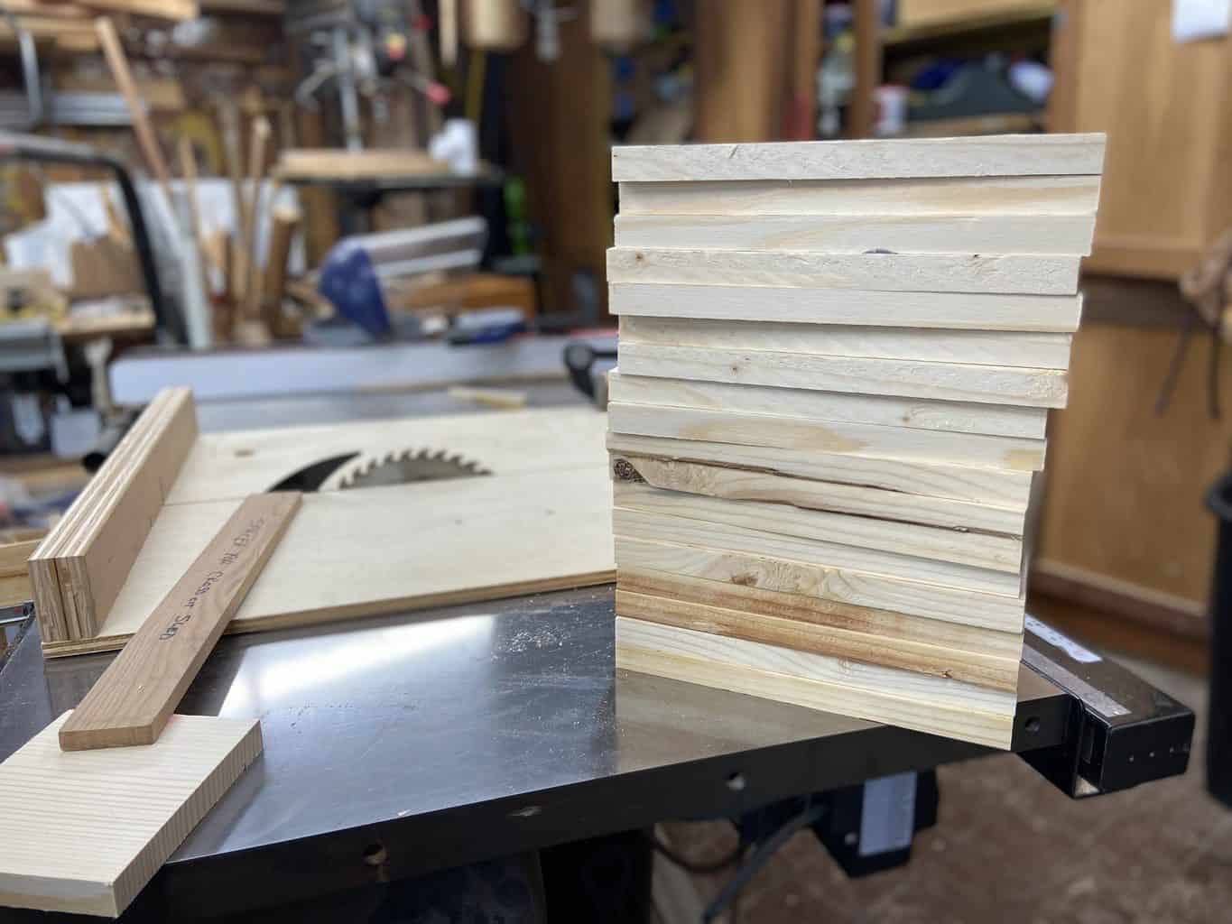 How to Make a Jointer Jig for a Table Saw SawsHub