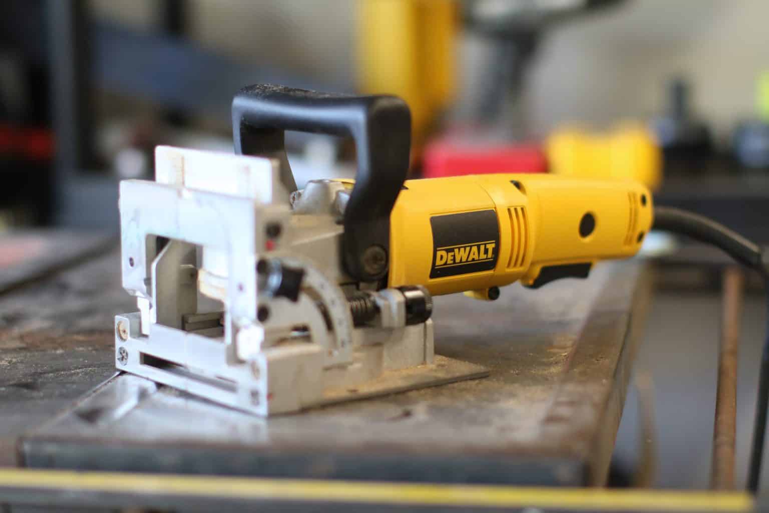 How To Use A Biscuit Joiner SawsHub