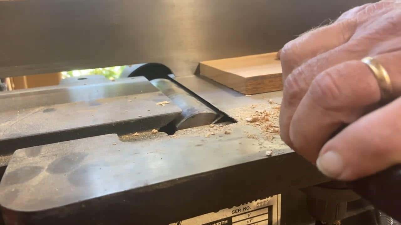 How to Use a Router as a Jointer SawsHub