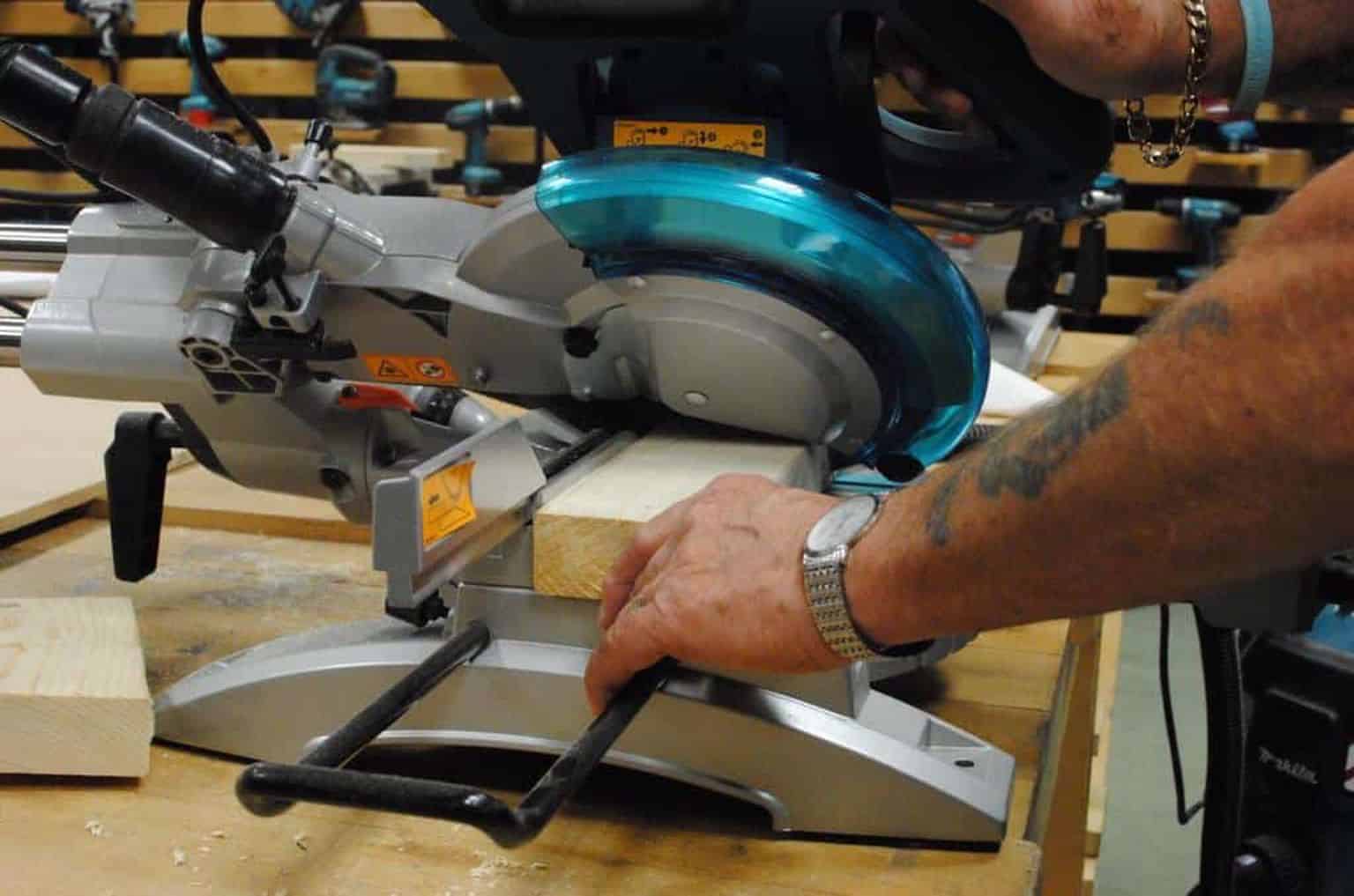 Miter Saw Resources SawsHub