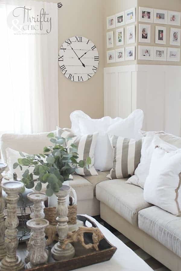 Wood farmhouse clock