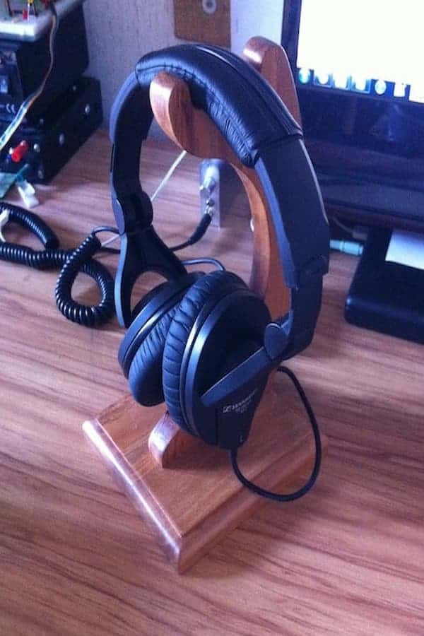 Wooden headphone stand