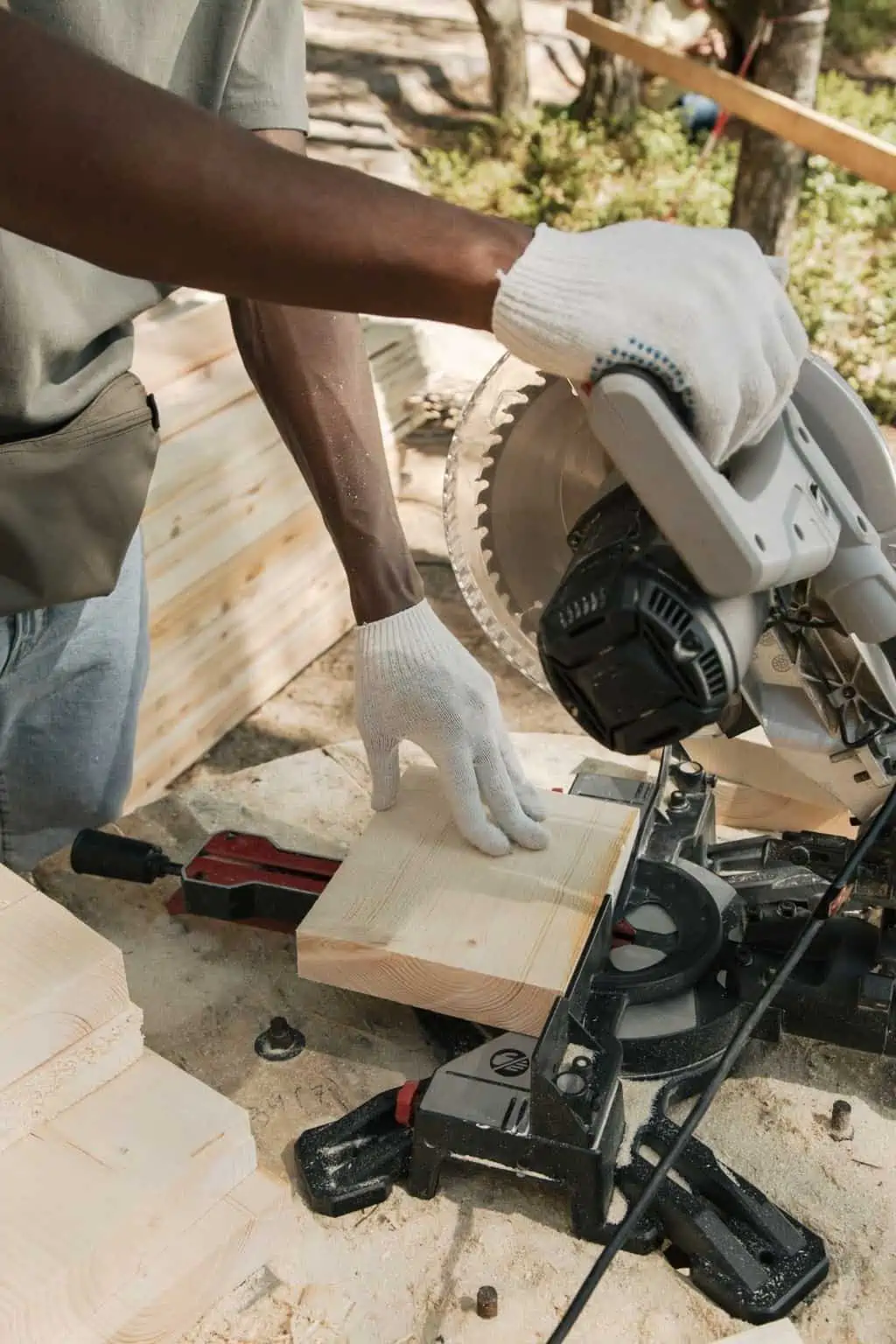 How To Cut A 30 Degree Angle On A Miter Saw SawsHub   Miter Saw Marking Scale And Angles 